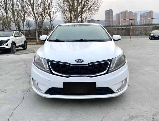 Kia K2