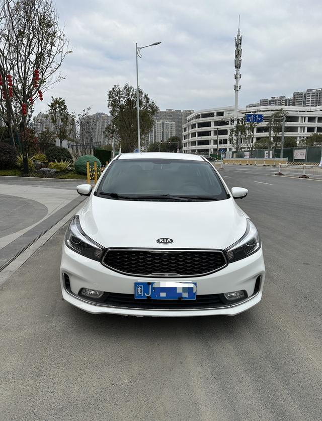 Kia K3