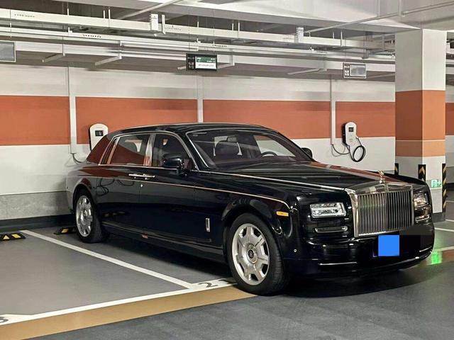 Rolls Royce Phantom