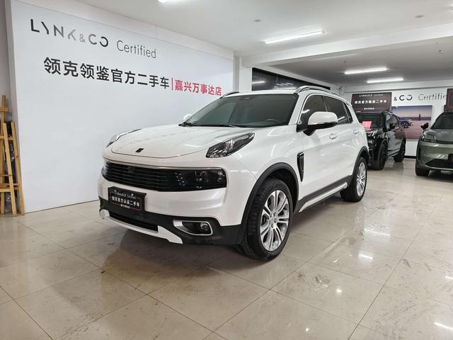 Lynk & Co 01