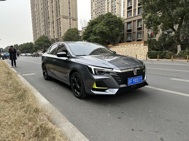 Roewe i6 MAX