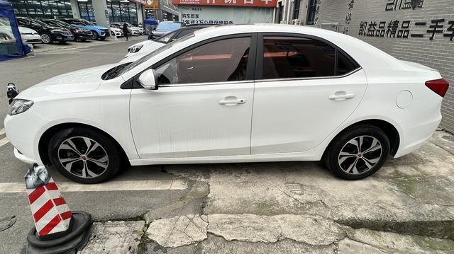 Roewe 360