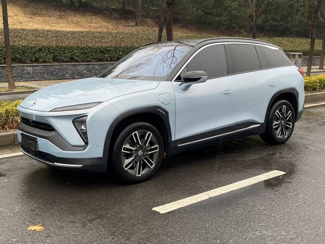 NIO ES6