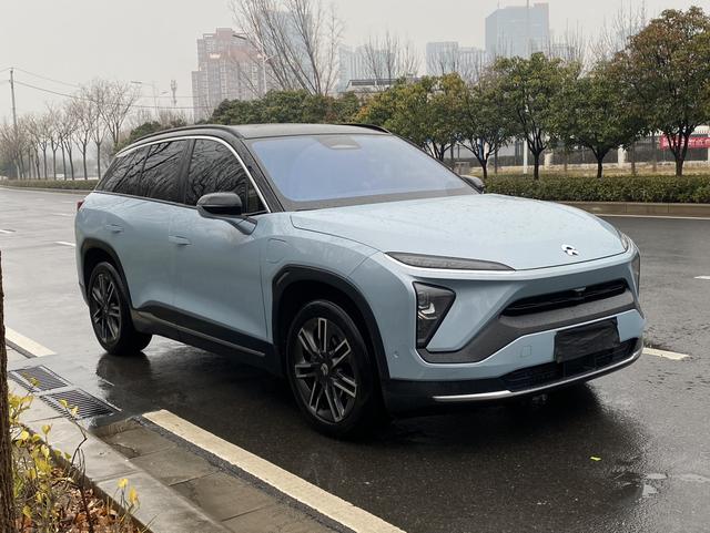 NIO ES6