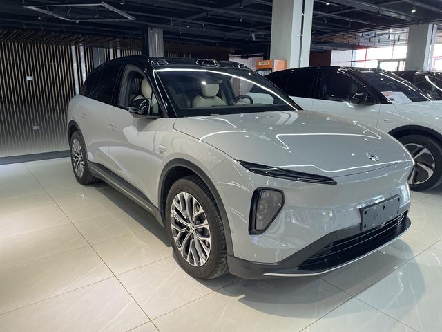 NIO ES6