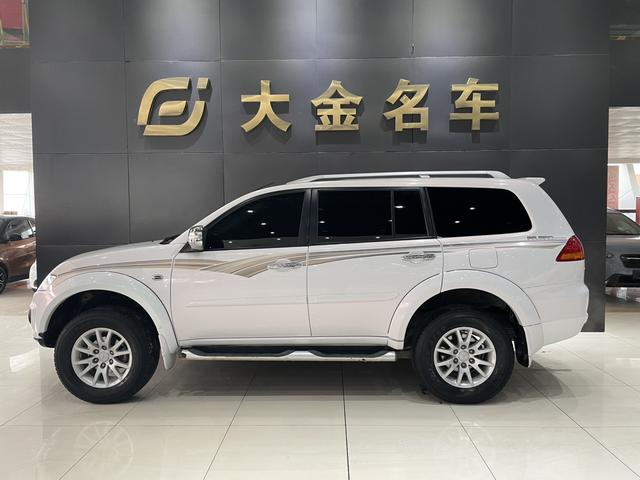 Mitsubishi Pajero Jinchang