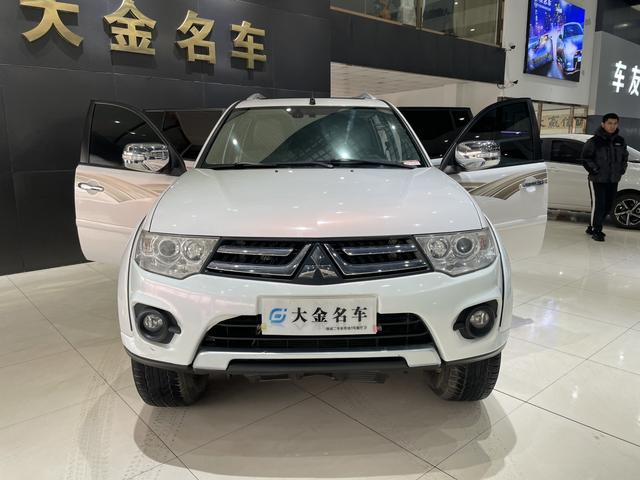 Mitsubishi Pajero Jinchang