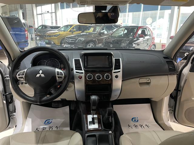 Mitsubishi Pajero Jinchang