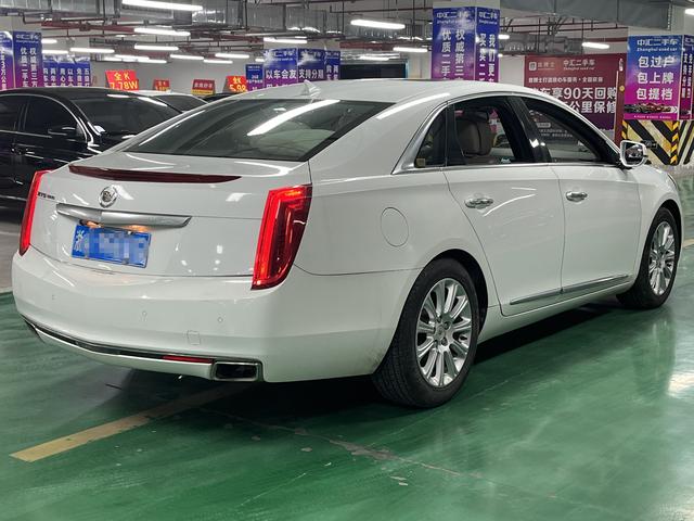 Cadillac XTS