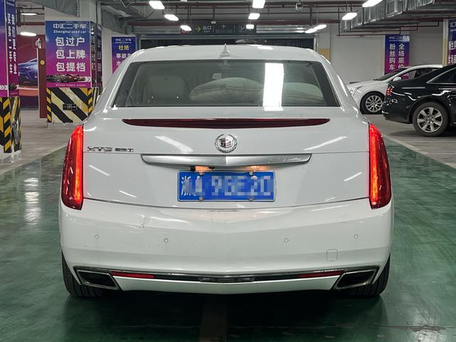 Cadillac XTS