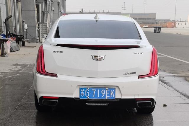 Cadillac XTS