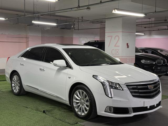 Cadillac XTS