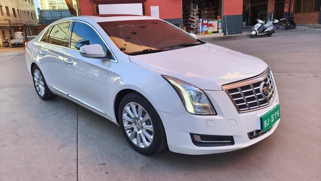 Cadillac XTS