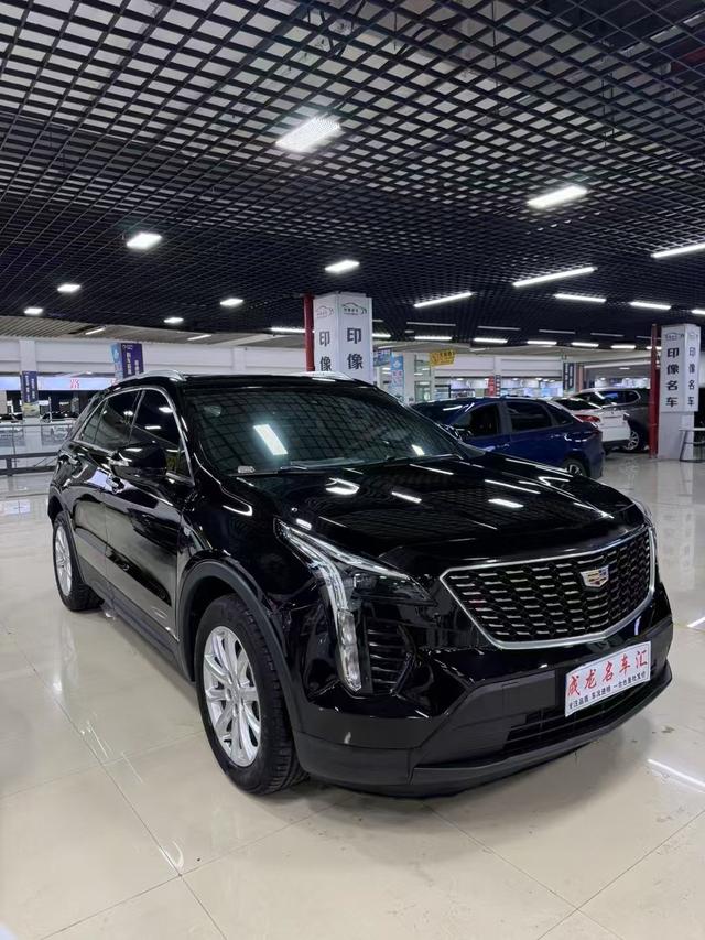 Cadillac XT4