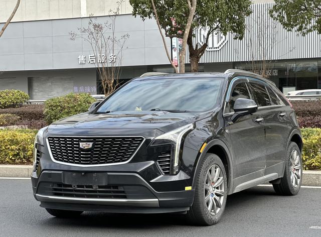 Cadillac XT4