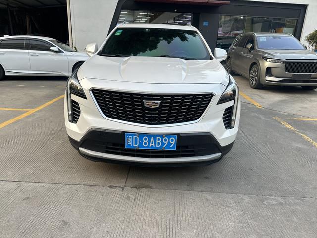 Cadillac XT4