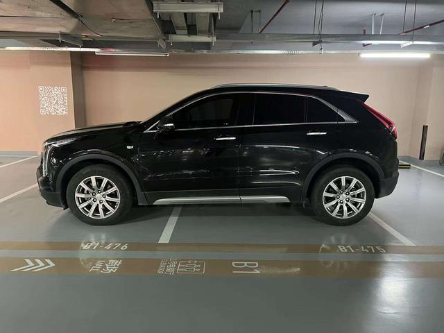 Cadillac XT4