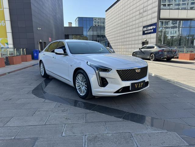 Cadillac CT6