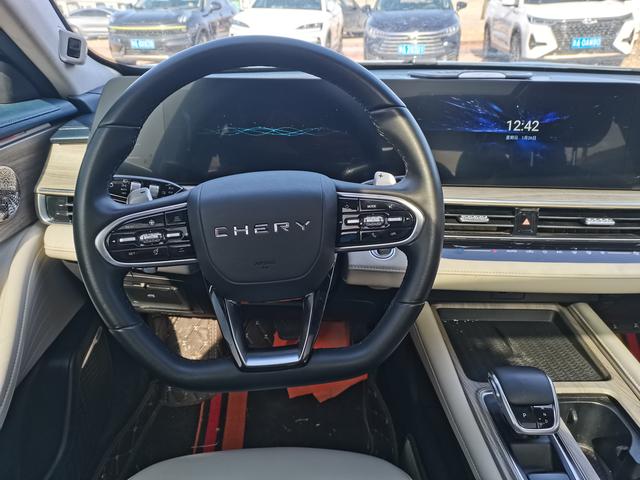 Chery Arrizo 8