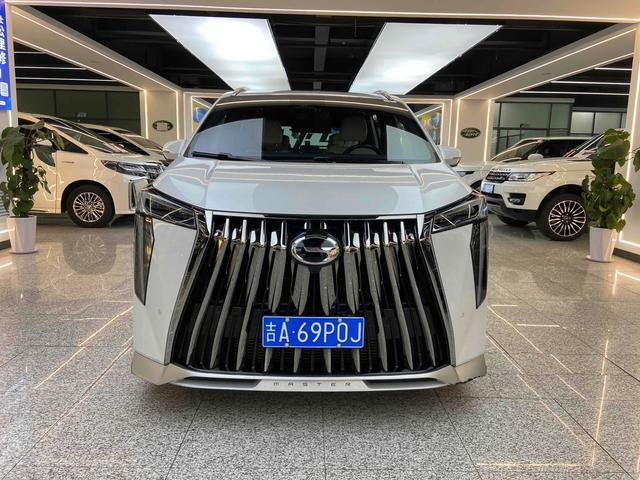 GAC Trumpchi M8