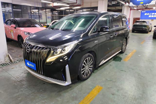 GAC Trumpchi M8