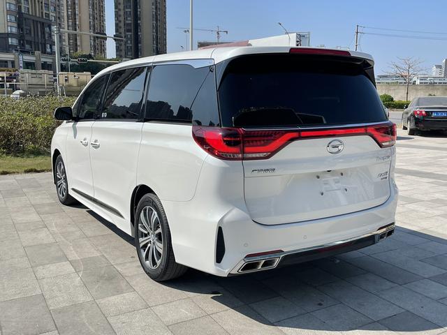 GAC Trumpchi M8