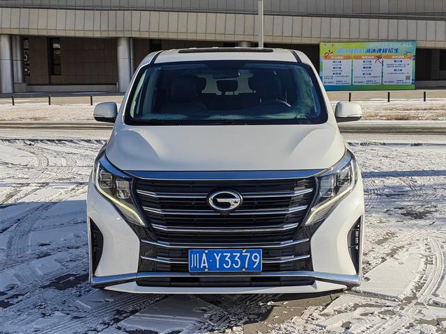 GAC Trumpchi M8