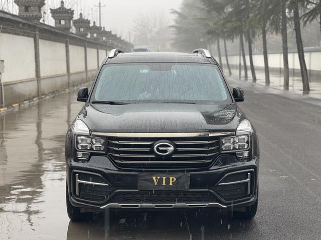 GAC Trumpchi GS8