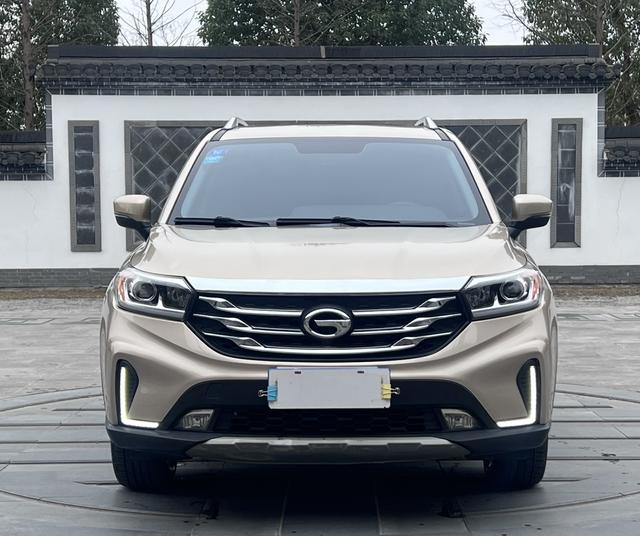 GAC Trumpchi GS4