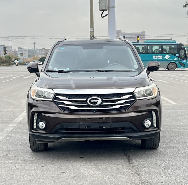 GAC Trumpchi GS4