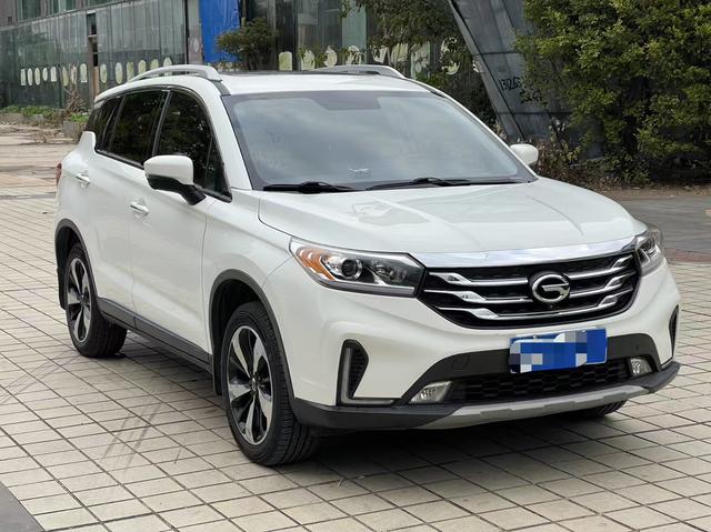 GAC Trumpchi GS4