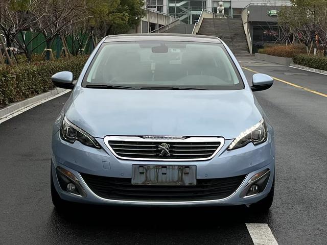 Peugeot 308S