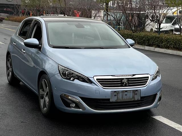 Peugeot 308S