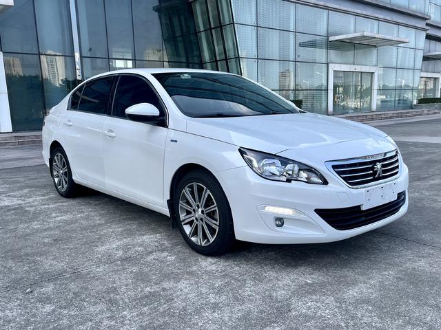 Peugeot 408