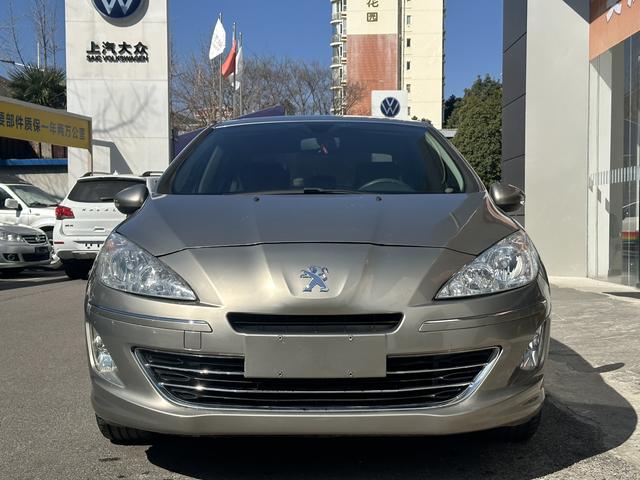 Peugeot 408