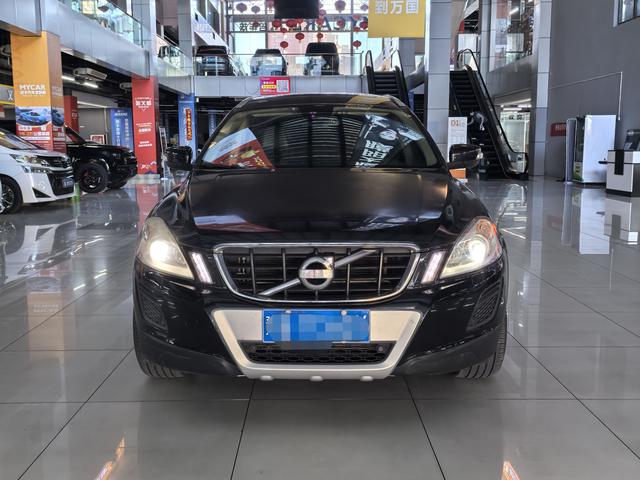 Volvo XC60 (imported)