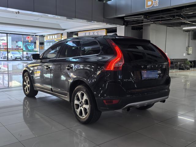 Volvo XC60 (imported)