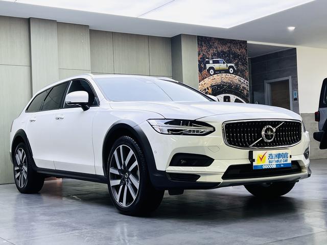 Volvo V90