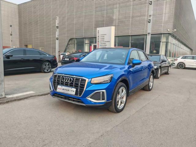 Audi Q2L