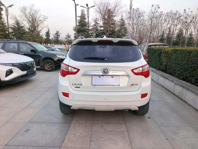 Changan CS35