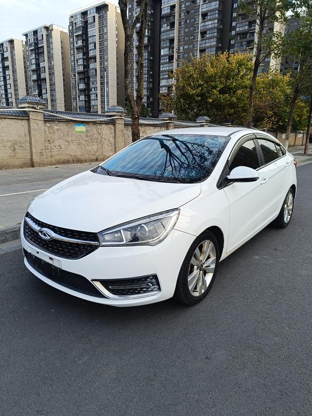 Chery Arrizo 5