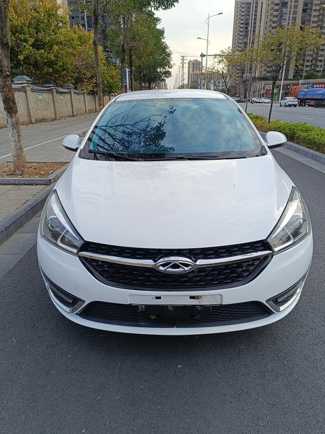 Chery Arrizo 5