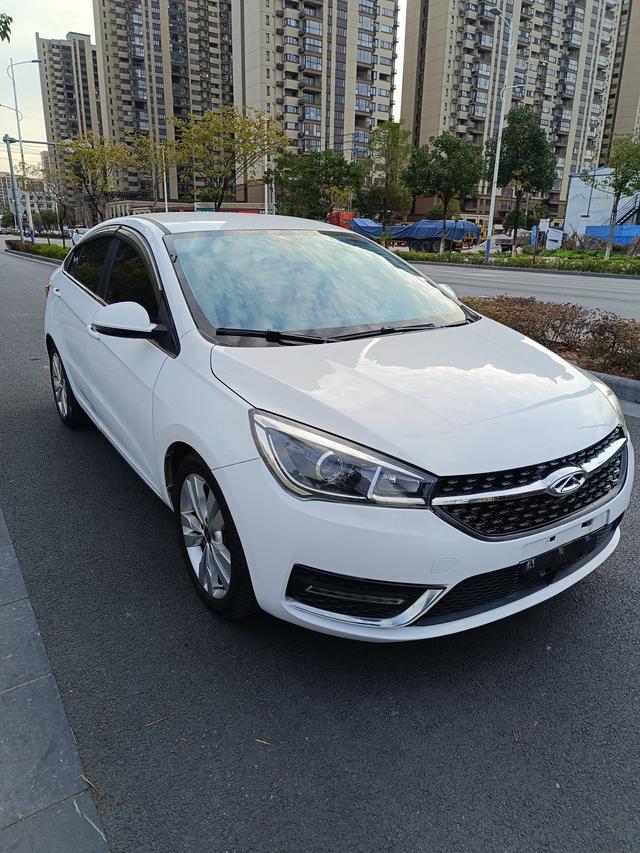 Chery Arrizo 5