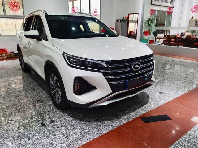 GAC Trumpchi GS4