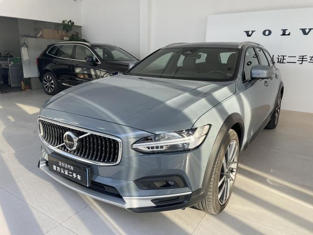 Volvo V90