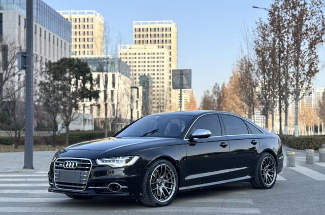 Audi S6