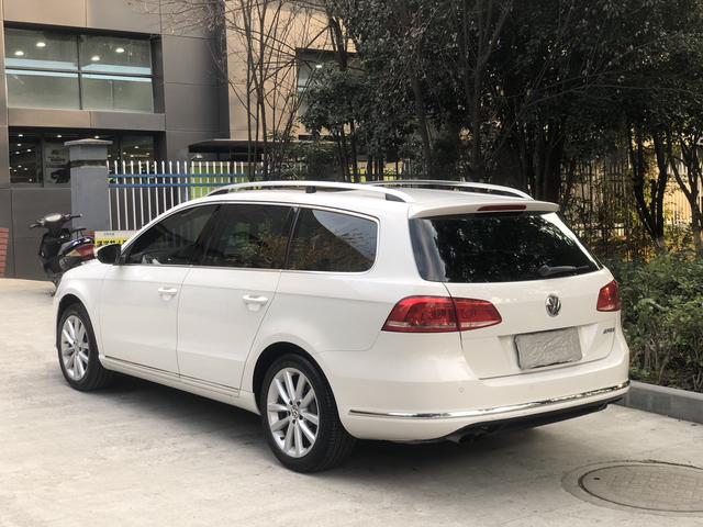 Volkswagen Magotan (imported)