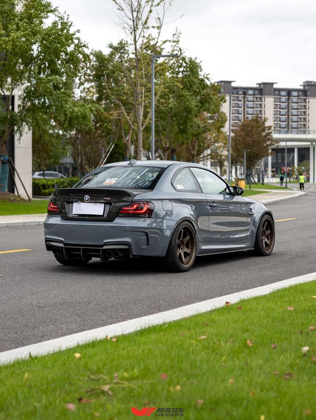 BMW 1 Series M