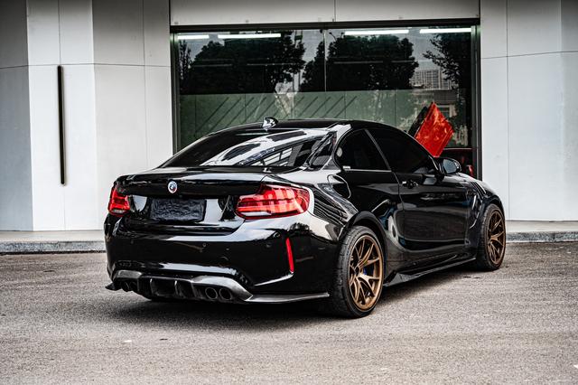 BMW M2