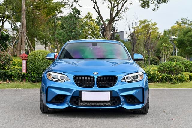 BMW M2